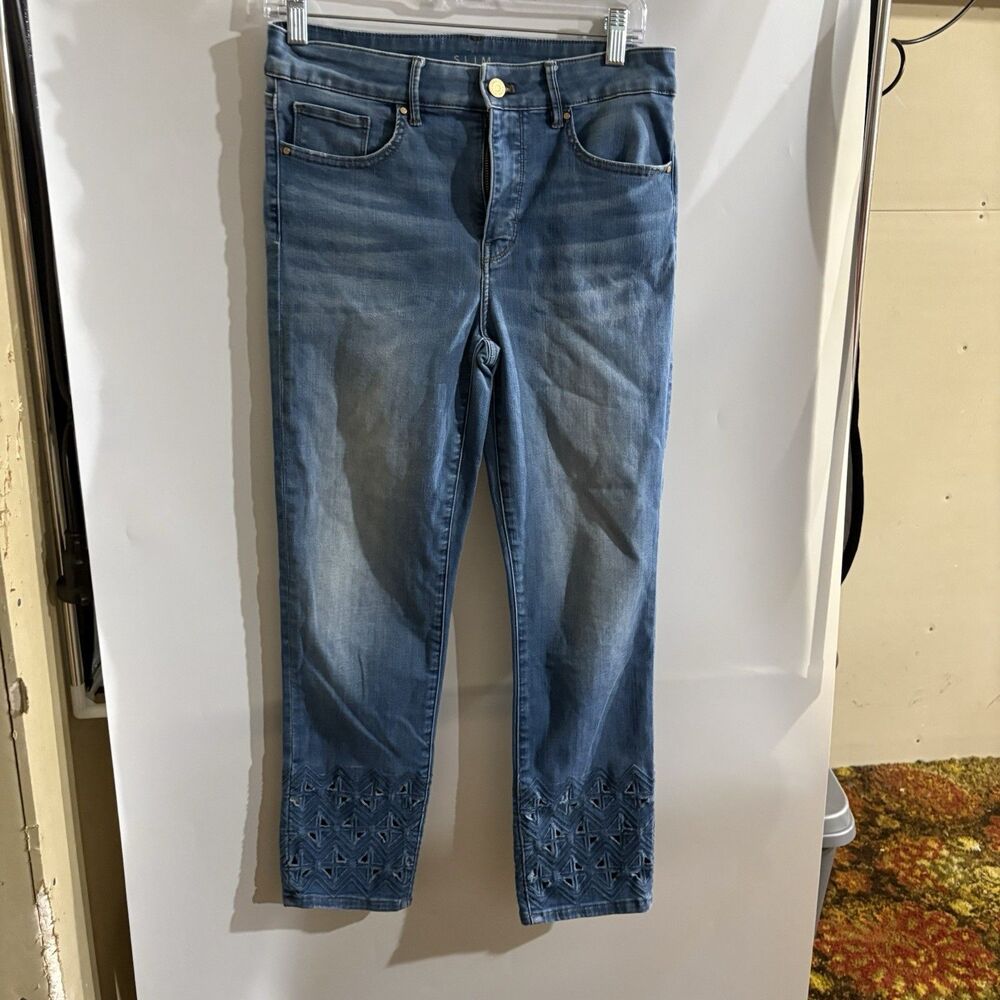 White Black Women’s Medium Wash Blue Denim Slim High Rise Cropped Jeans Sz 6